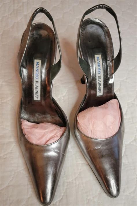 manolo blahnik shoes fake|badgley mischka manolo blahnik.